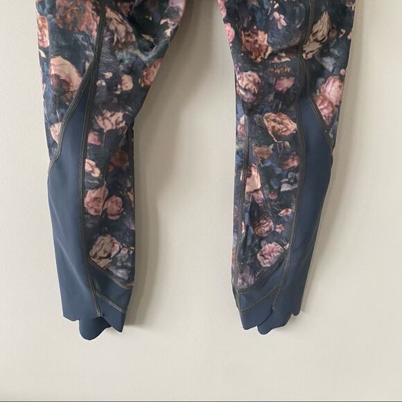 LULULEMON Wunder Under Crop II (Special Edition) *Scallop 24" Frosted Rose - Picture 10 of 12